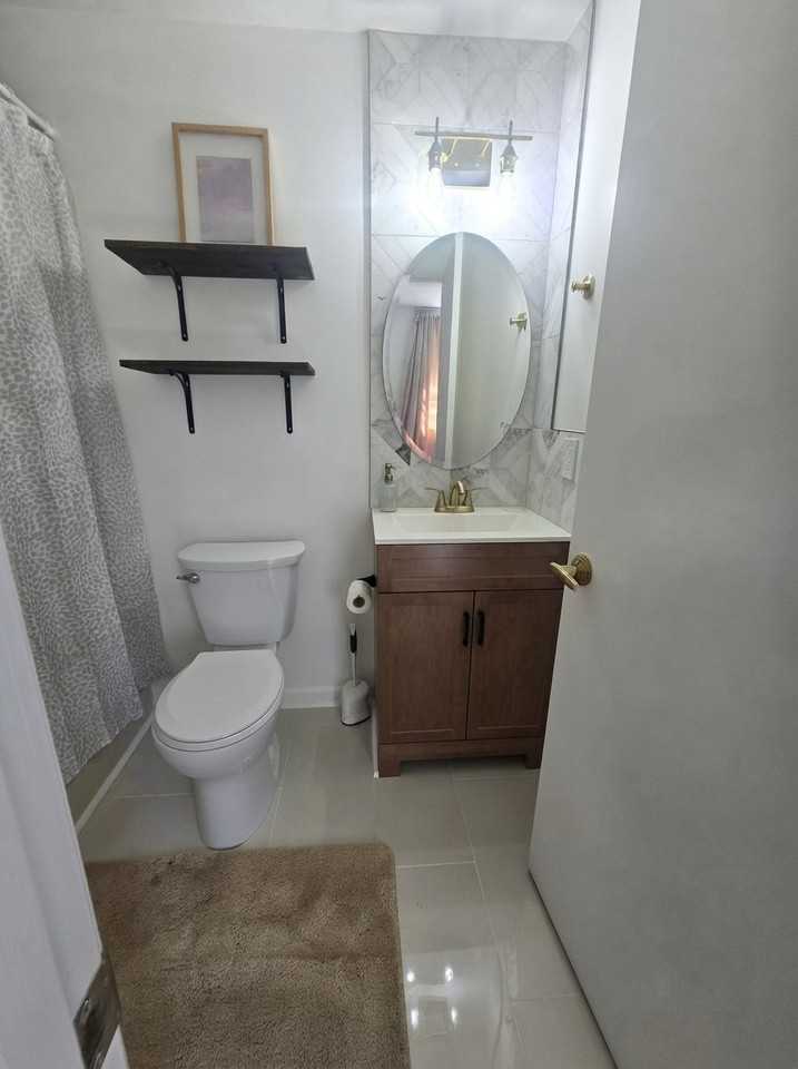 1422 Millbro Cir #B - Photo 7 of 10