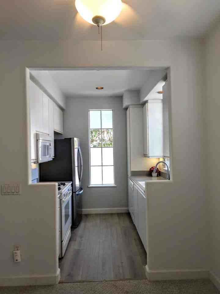 3601 Bernwood Pl #72 - Photo 6 of 13