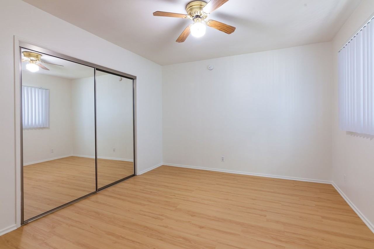 1243 Federal Ave #7 - Photo 6 of 12
