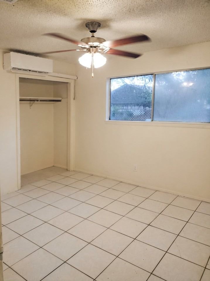 1001 Bird Creek Dr #B - Photo 6 of 8