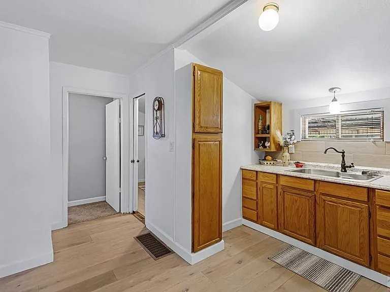 2731 E Orman Ave - Photo 6 of 20
