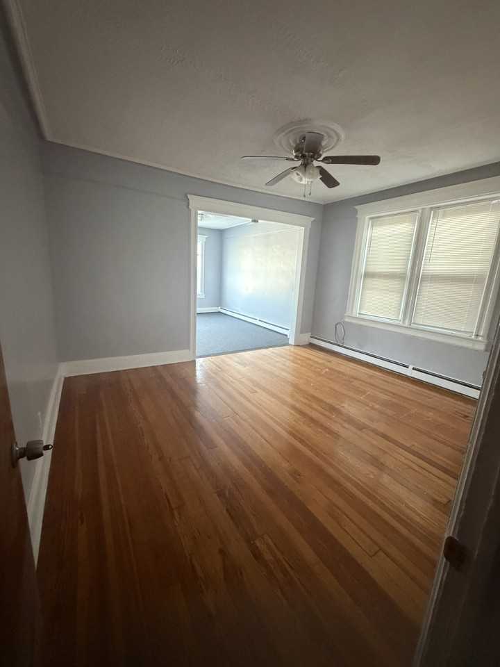 209 Garfield Ave #3L - Photo 4 of 8