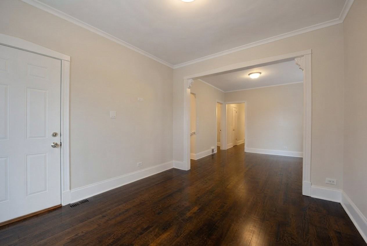 2305 N Ridgeway Ave #1 - Photo 3 of 11