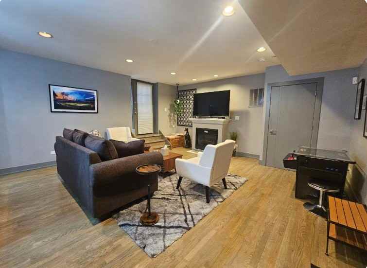 1050 W Dakin St #G2 - Photo 7 of 13