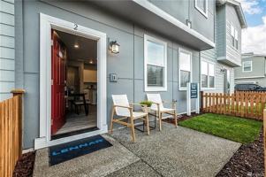 featured image of 13157 175th Ave E #J2