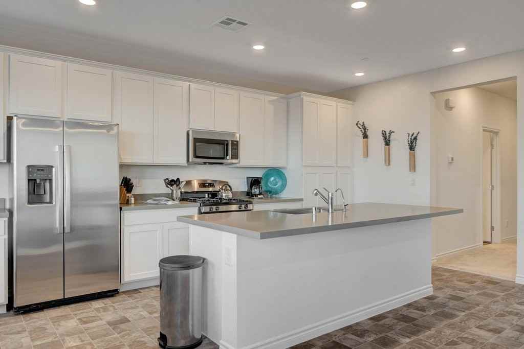 226 White Crest Peak Ave #A - Photo 2 of 10