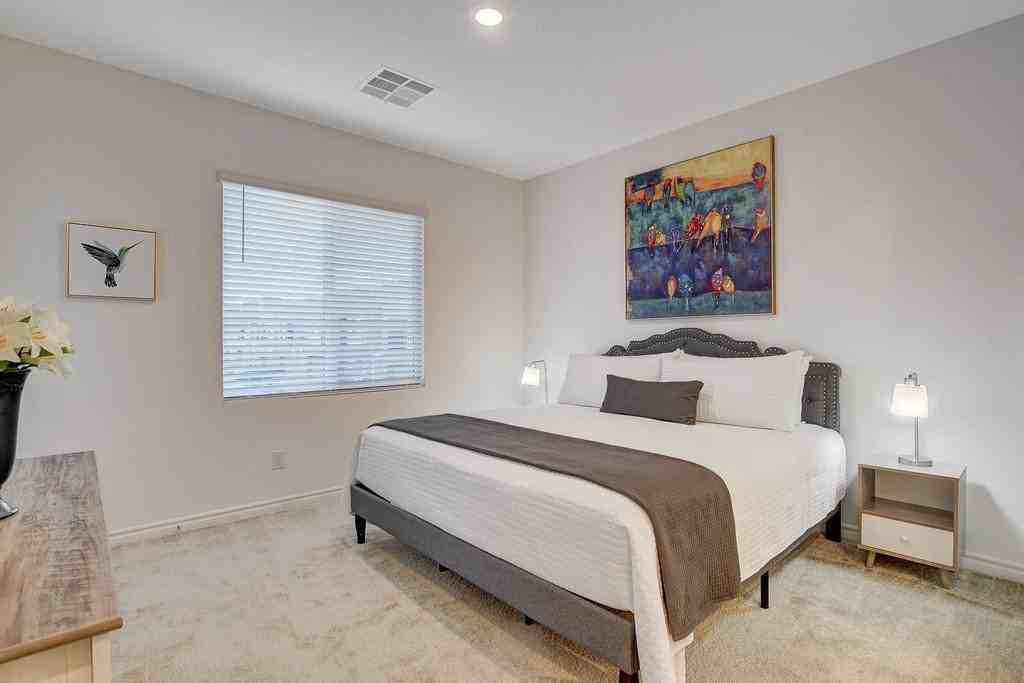 226 White Crest Peak Ave #A - Photo 7 of 10
