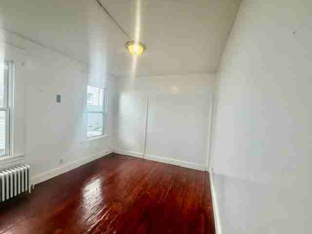 152 Sheffield Ave #1stFL - Photo 7 of 10