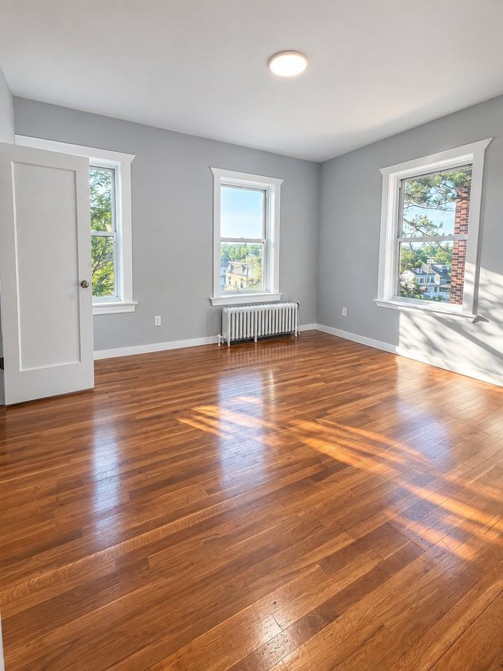 517 W 7th St #402 - Photo 6 of 7
