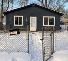 featured image of 44 S Merrimac St