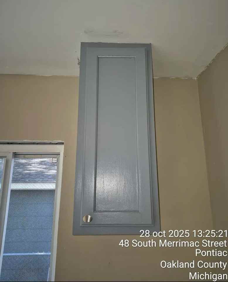 44 S Merrimac St - Photo 2 of 13