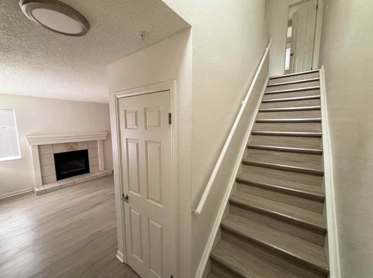 694 Walden Cir - Photo 7 of 13