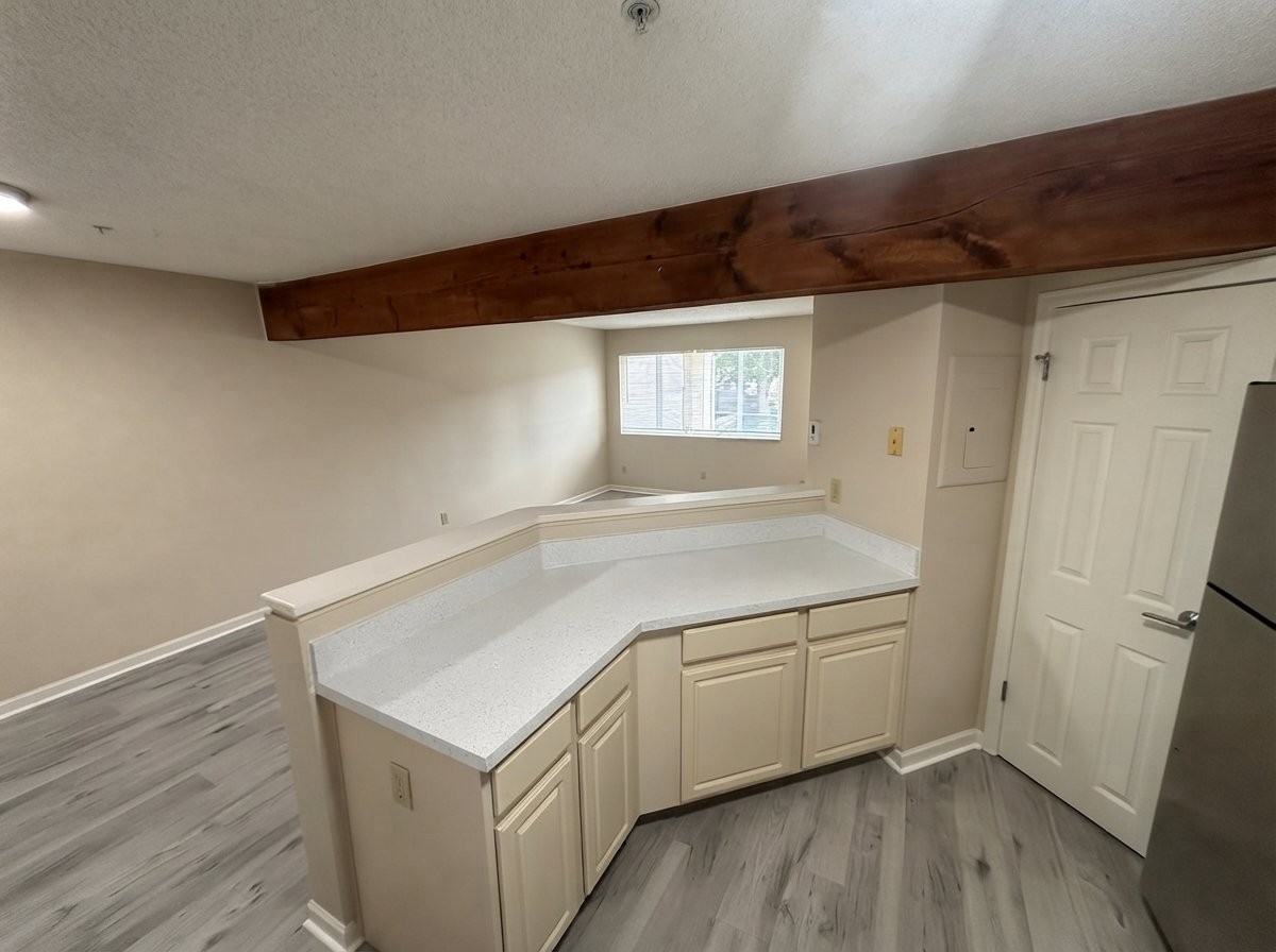 626 Walden Cir - Photo 6 of 13