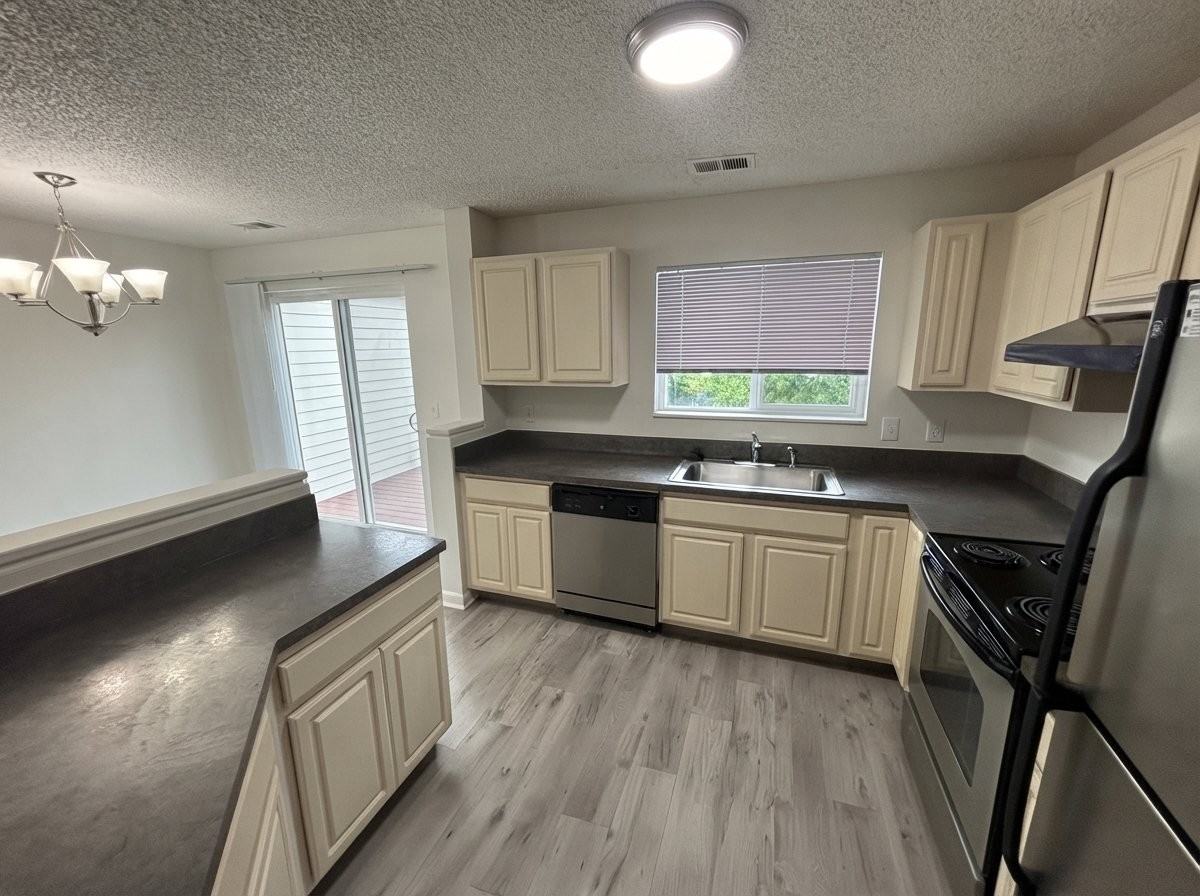 629 Walden Cir #202 - Photo 3 of 10