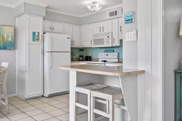 5905 S Kings Hwy #B442 - Photo 7 of 24