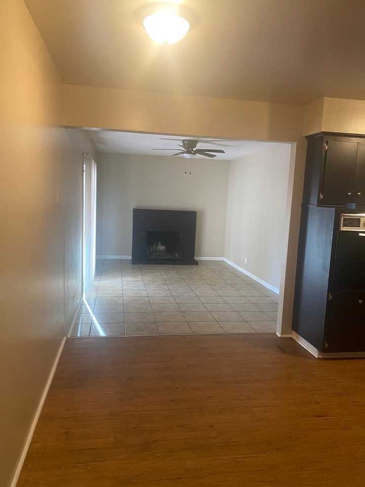 834 W Rialto Ave - Photo 4 of 10