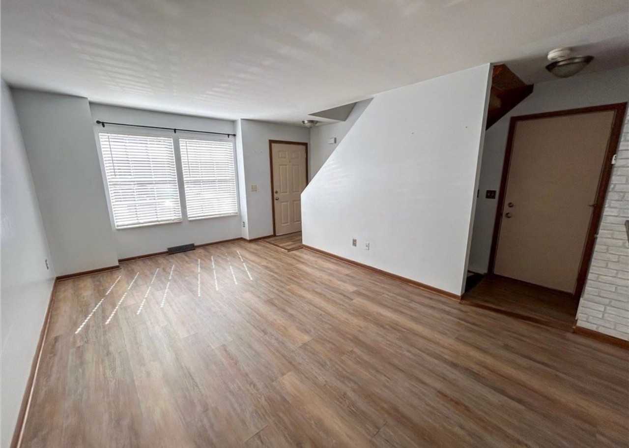 3314 Woodland Trl #D - Photo 3 of 17