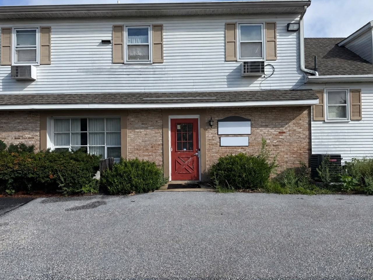 110 Sunset Ave #101