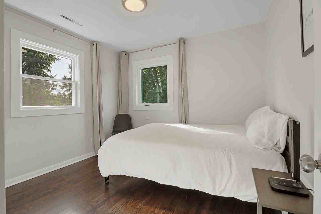2301 Western Ave #2301 - Photo 7 of 10