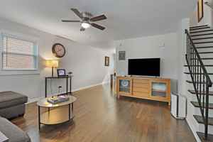 featured image of 2301 Western Ave #2303