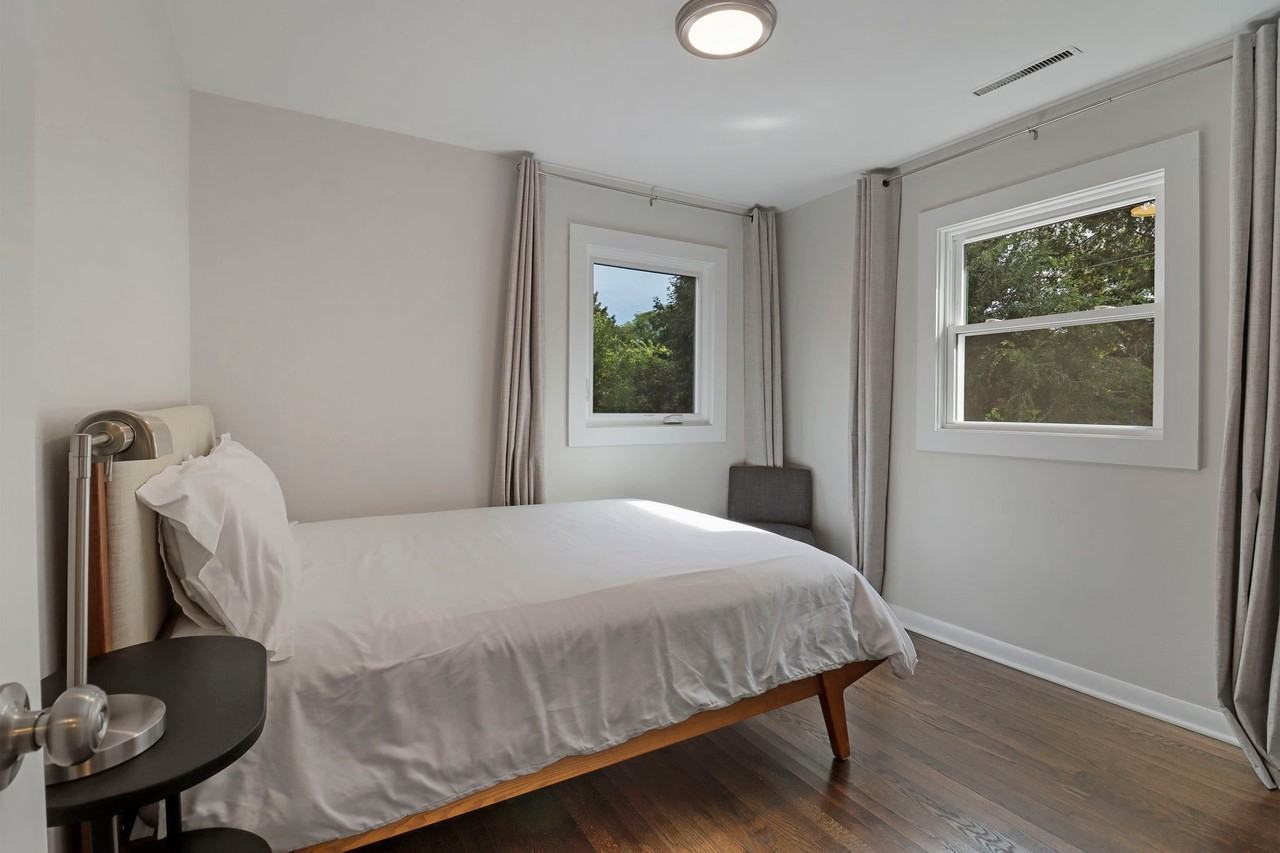 2301 Western Ave #2303 - Photo 7 of 10