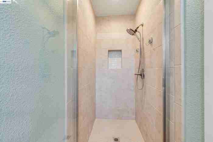 1158 Polson Cir - Photo 3 of 19
