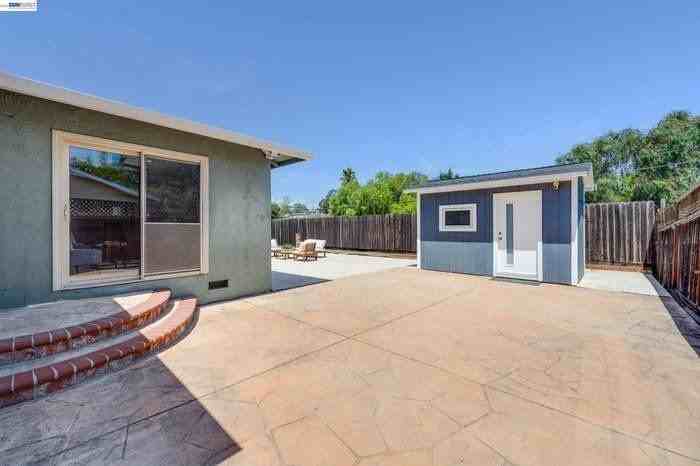 1158 Polson Cir - Photo 5 of 19