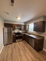 featured image of 392 Hickory St #2E
