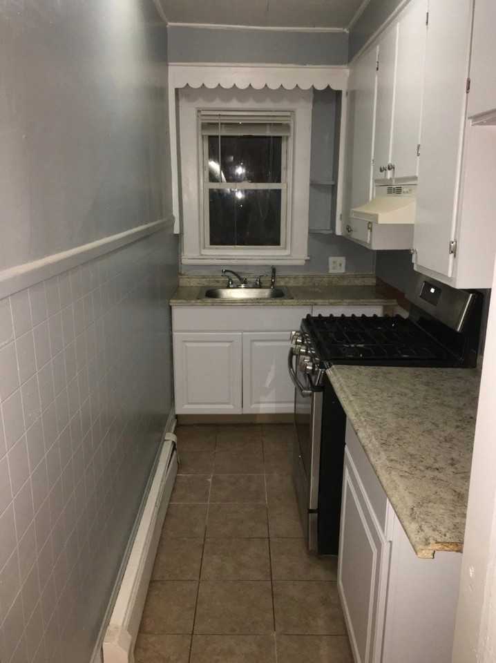 56 Eaton St #1 - Photo 3 of 8
