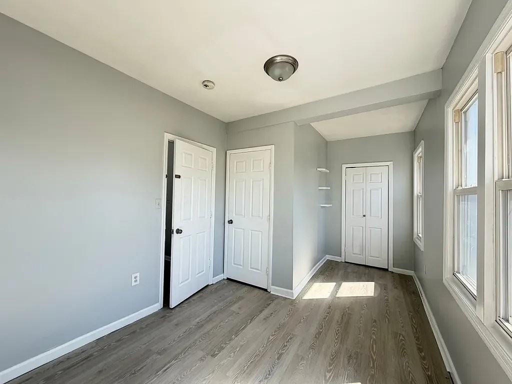 349 Yale Ave #2 - Photo 4 of 6