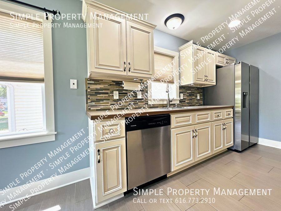 367 Glenhaven Ave Nw - Photo 2 of 24