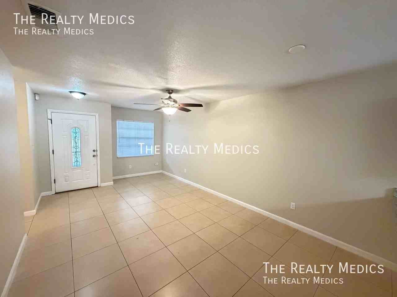 1444 Sophie Blvd - Photo 6 of 42
