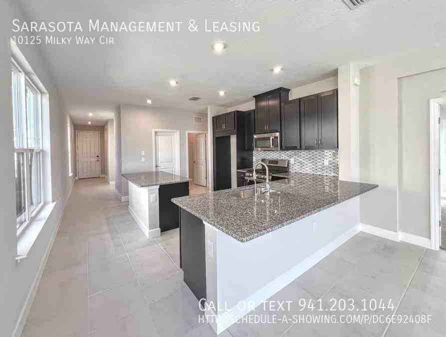 10125 Milky Way Cir - Photo 2 of 26