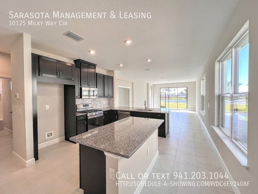 10125 Milky Way Cir - Photo 4 of 26