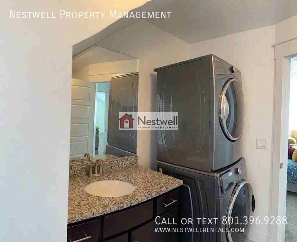 10598 S Lake Terrace Ave - Photo 7 of 12