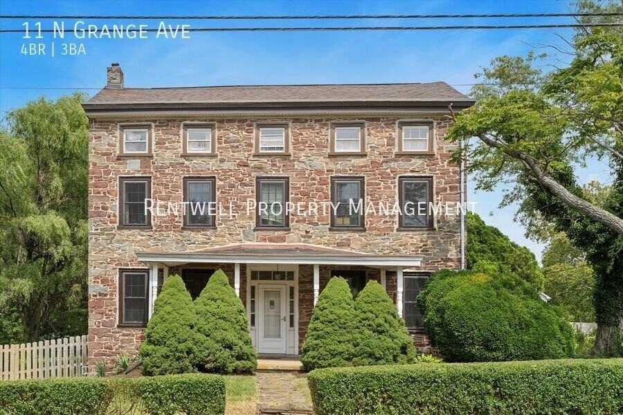 11 N Grange Ave