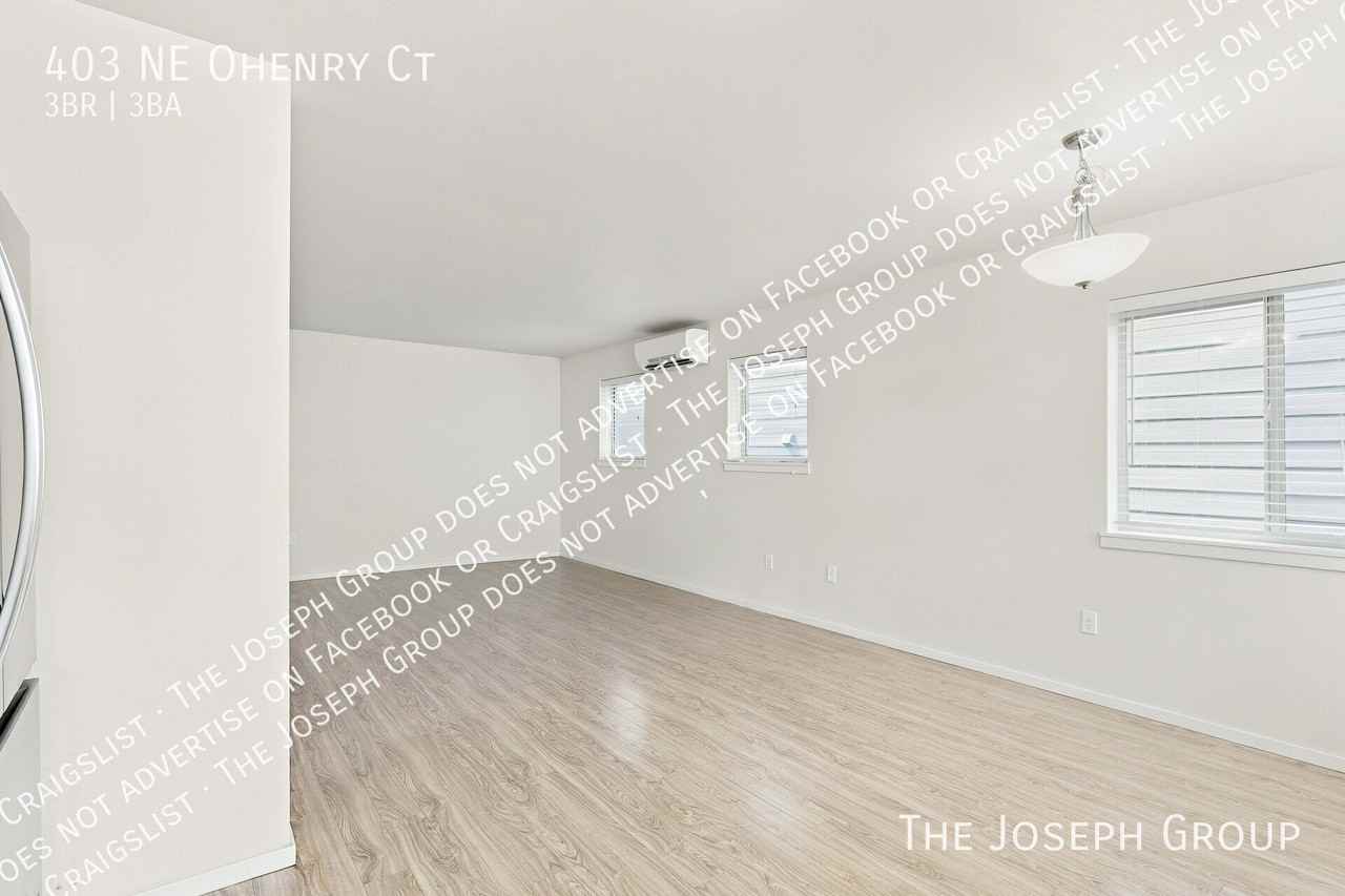 403 Ne Ohenry Ct - Photo 5 of 33