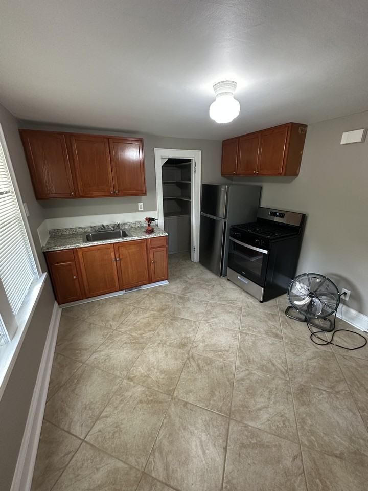 7210 27th Ave - Photo 7 of 18