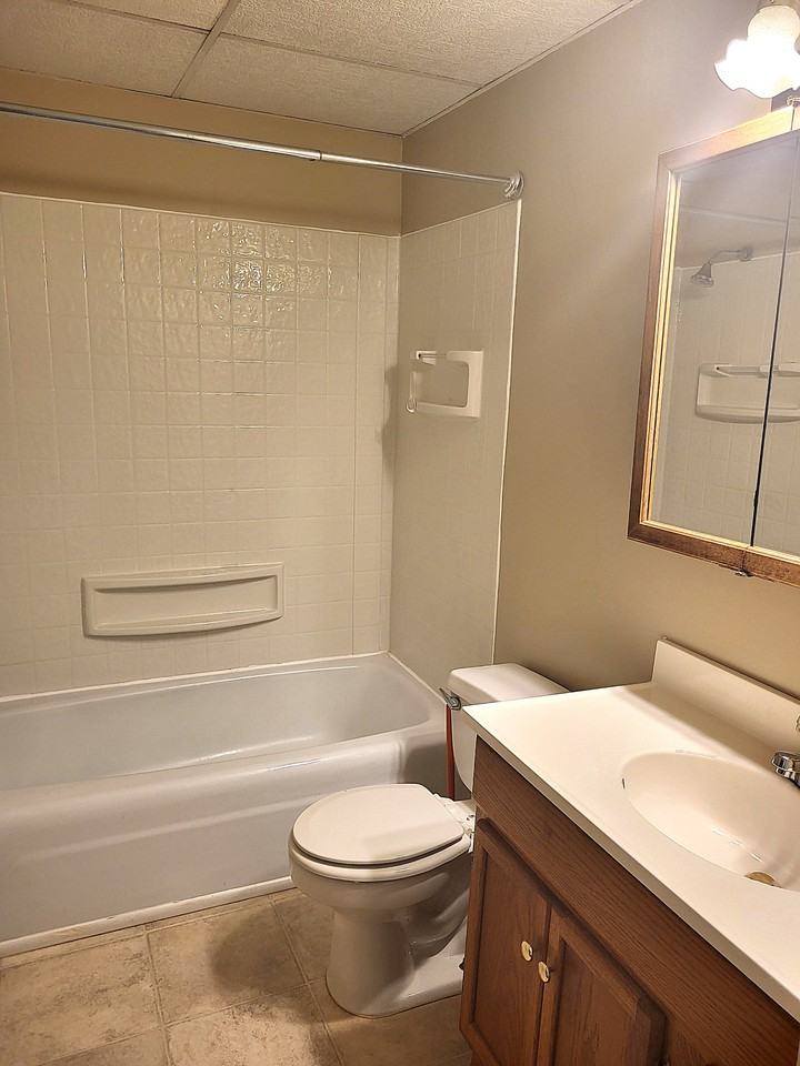 3909 Victoria Ct #3909 - Photo 6 of 7
