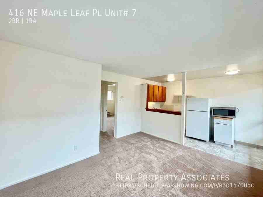 416 Ne Maple Leaf Pl #7 - Photo 2 of 15