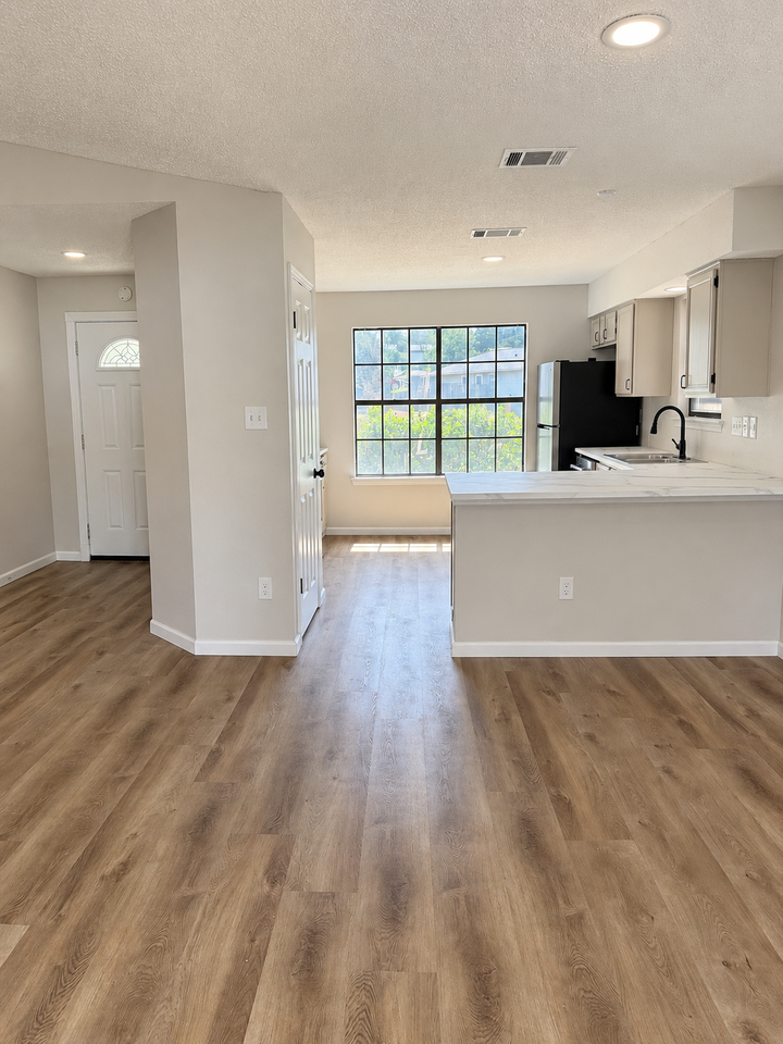 12916 Covington Trl #NA - Photo 7 of 17