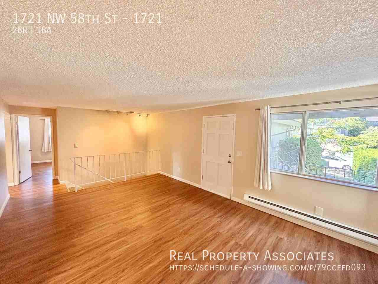 1721 Nw 58th St #1721 - Photo 5 of 24