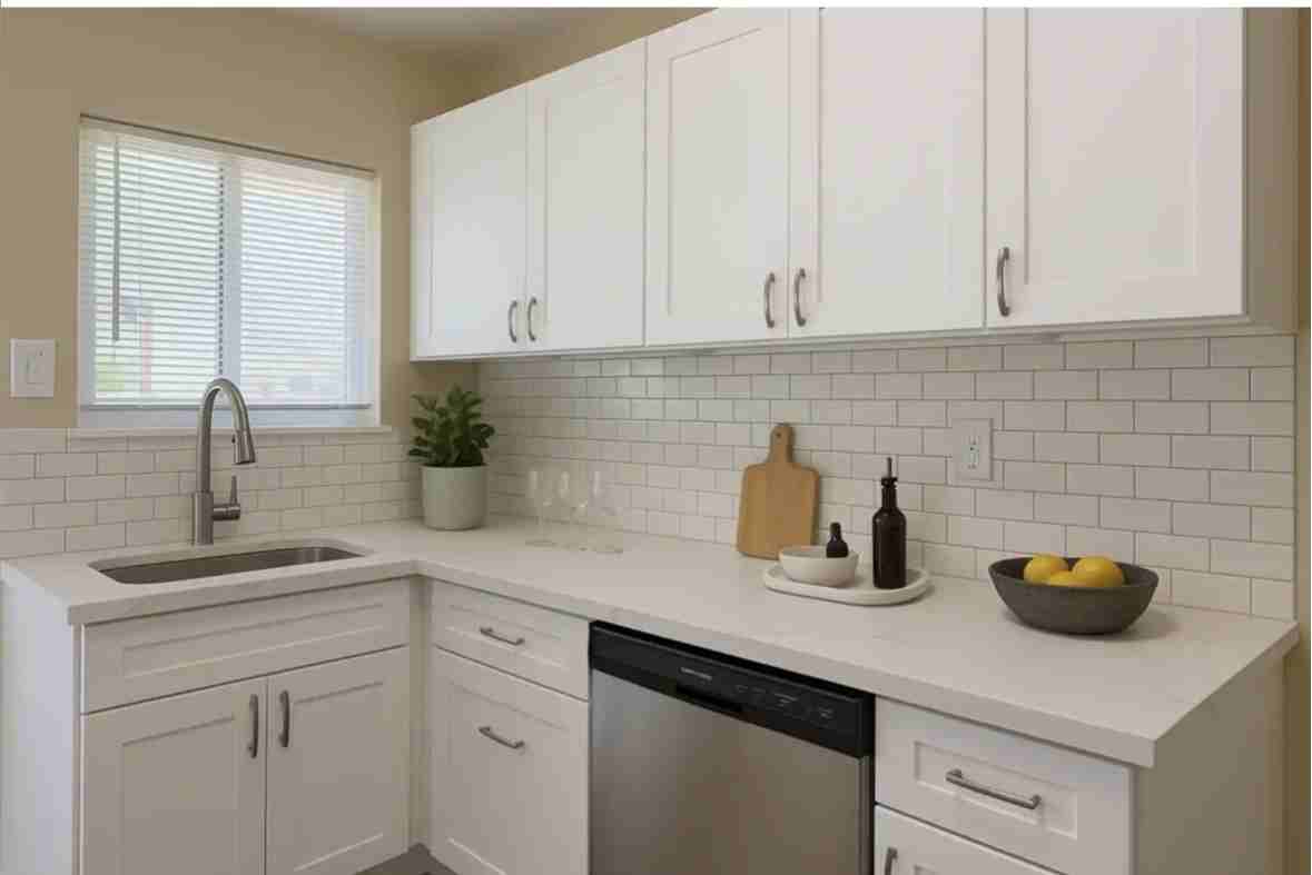 1723 Chestnut Ave #1723 - Photo 2 of 9