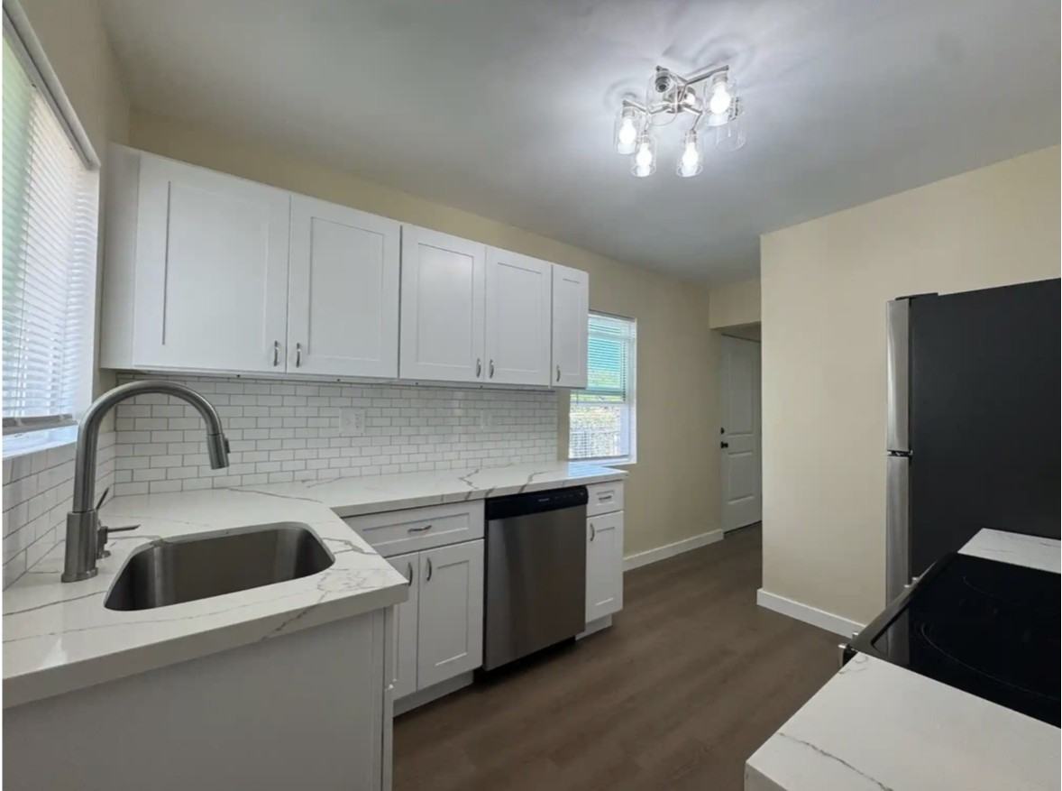 1723 Chestnut Ave #1723 - Photo 5 of 9