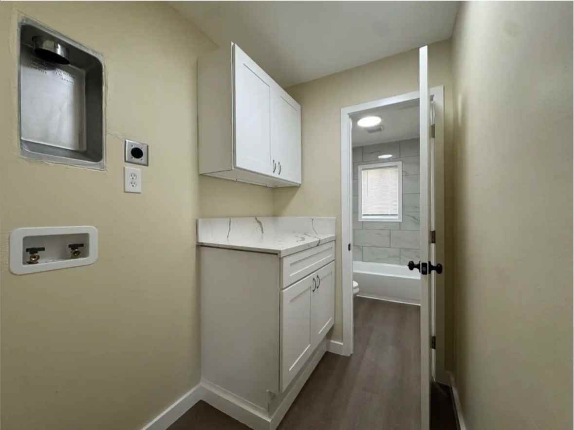 1723 Chestnut Ave #1723 - Photo 7 of 9