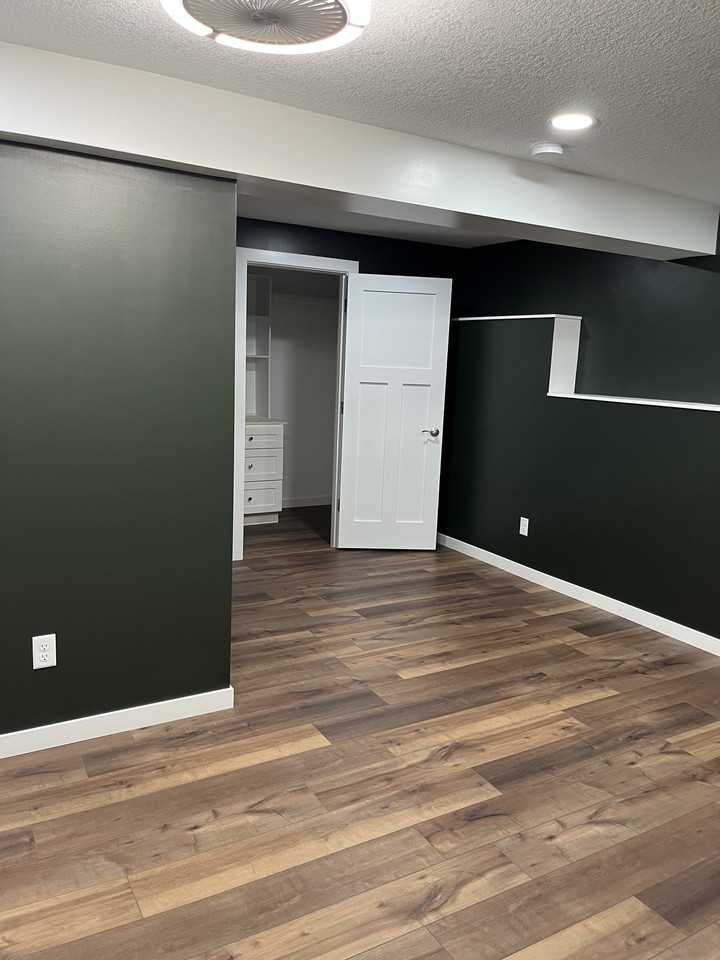 16909 Meadow Creek Ct #NA - Photo 3 of 20