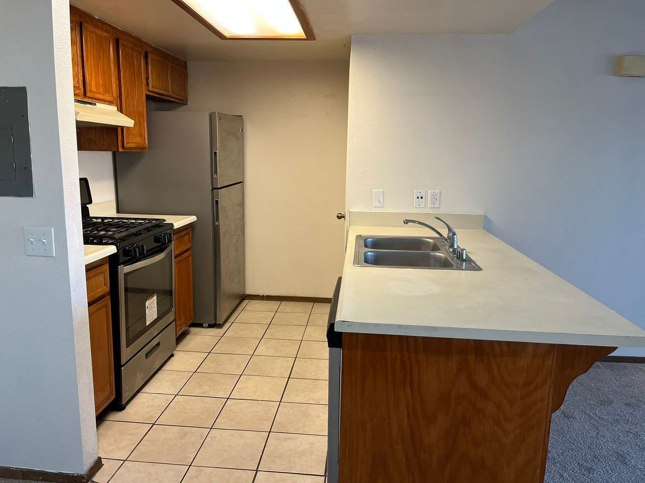 4270 Highland Ave #8 - Photo 5 of 22