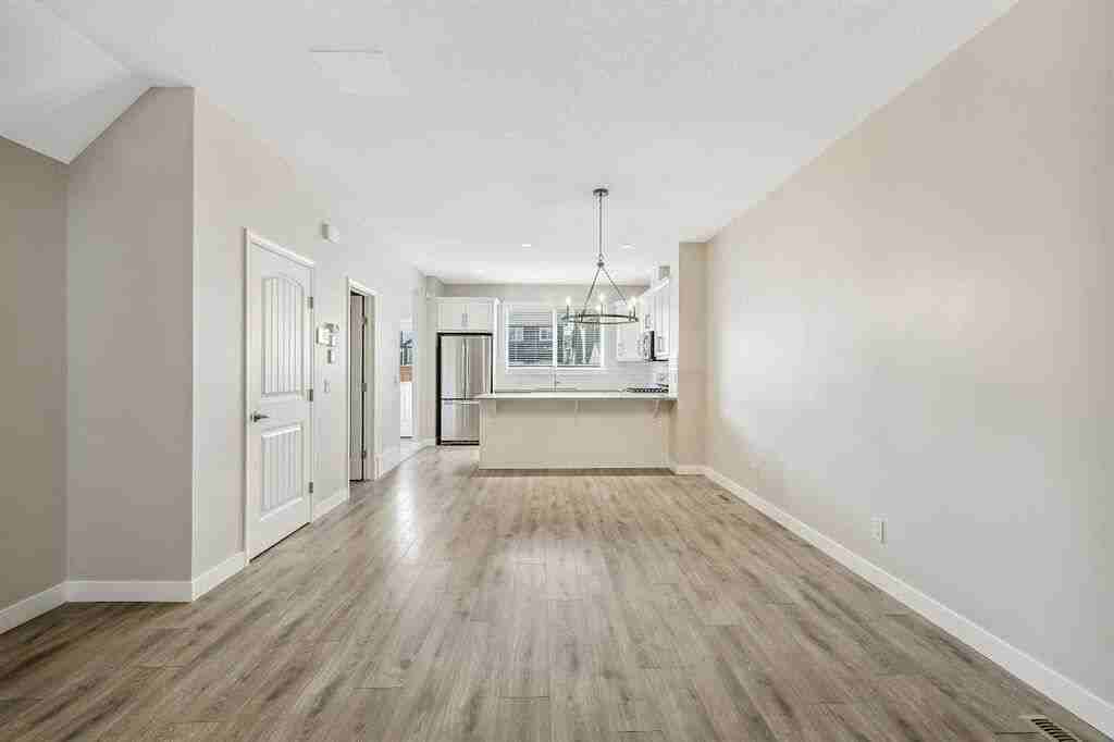 37 Masters St Se - Photo 5 of 22