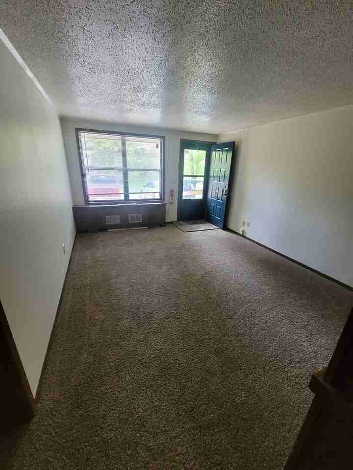 115 Cedargate Ct #115 - Photo 7 of 8