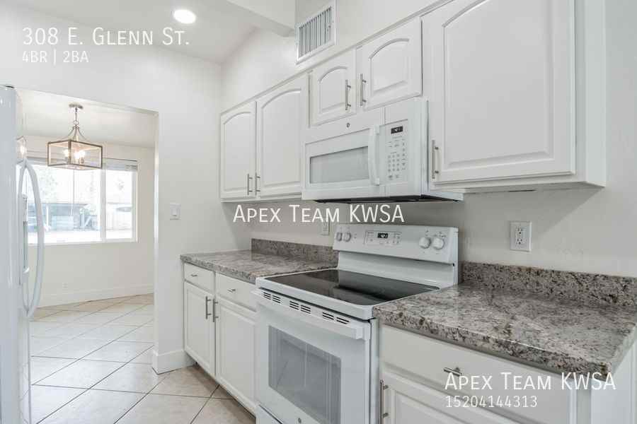 308 E Glenn St - Photo 4 of 31
